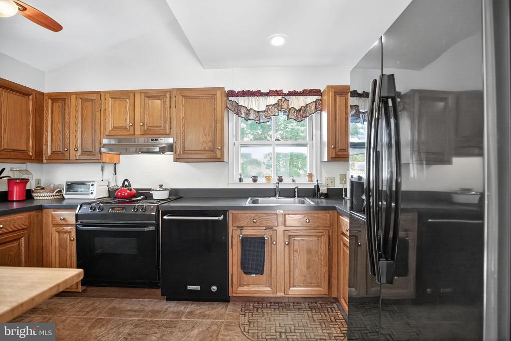 133 MARYWATERSFORD ROAD