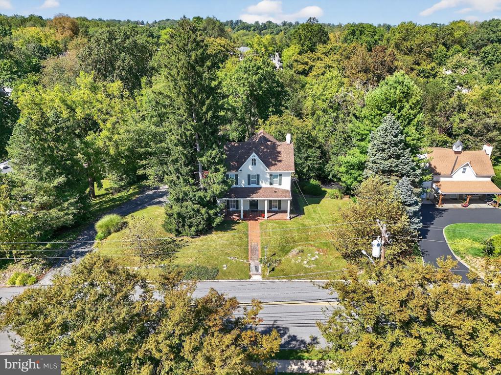 133 MARYWATERSFORD ROAD