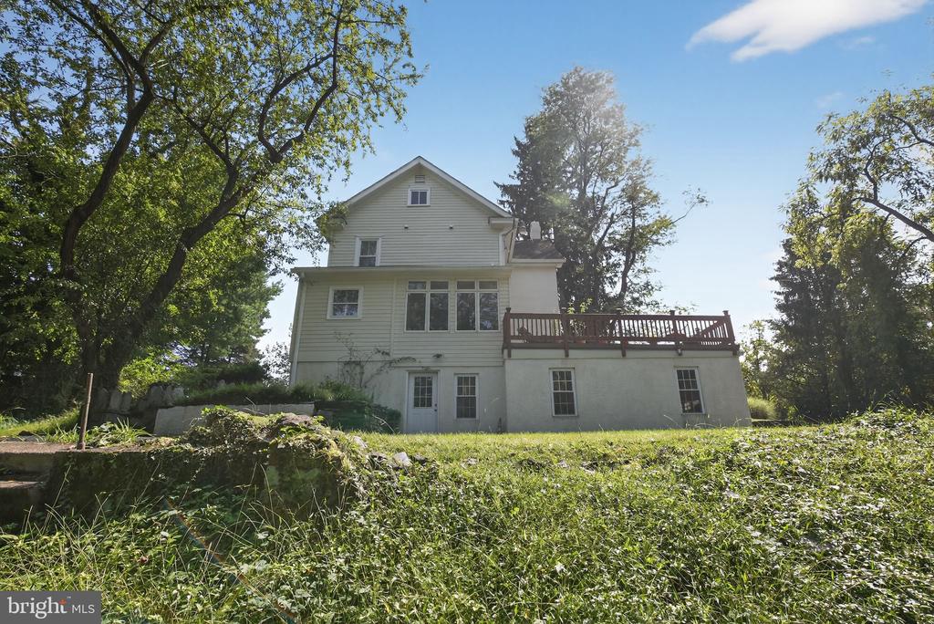 133 MARYWATERSFORD ROAD