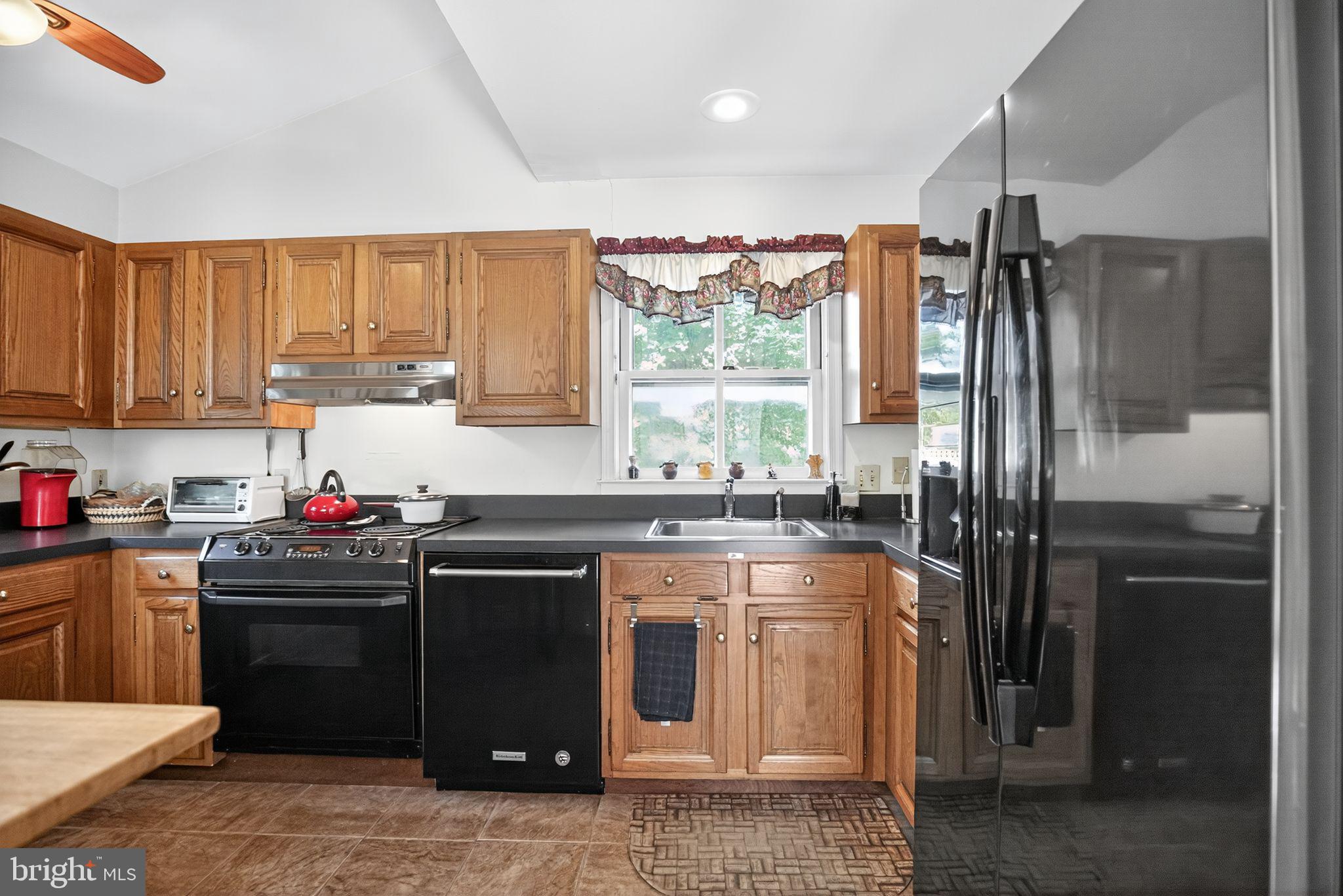 133 MARYWATERSFORD ROAD