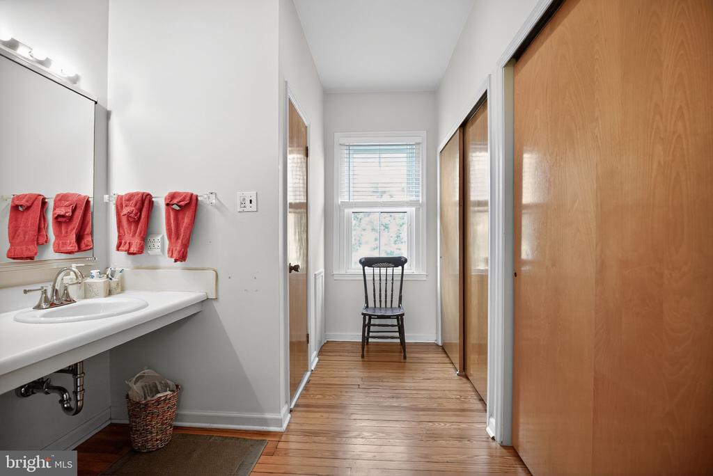 133 MARYWATERSFORD ROAD