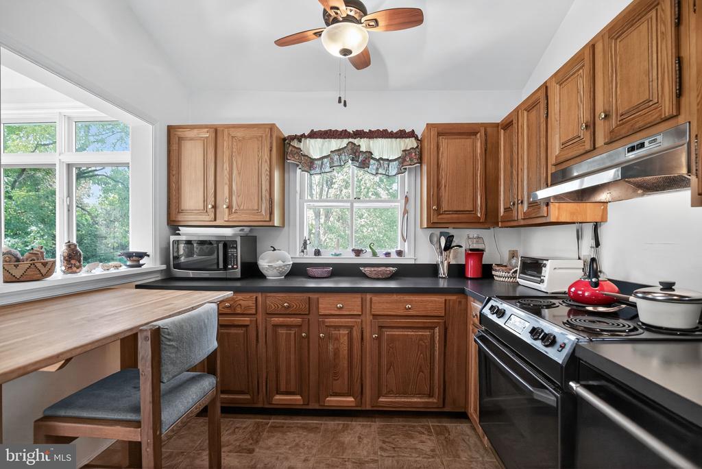 133 MARYWATERSFORD ROAD