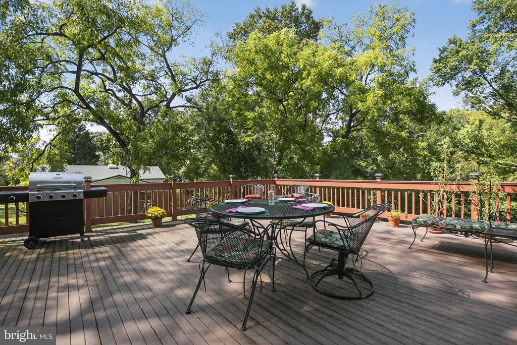 133 MARYWATERSFORD ROAD