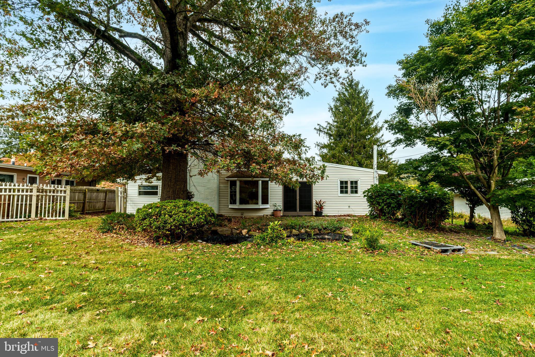 548 PADDOCK ROAD
