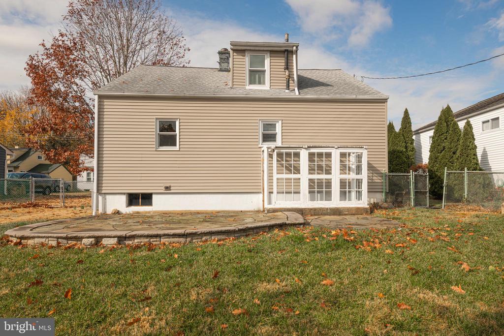 743 PENN AVENUE
