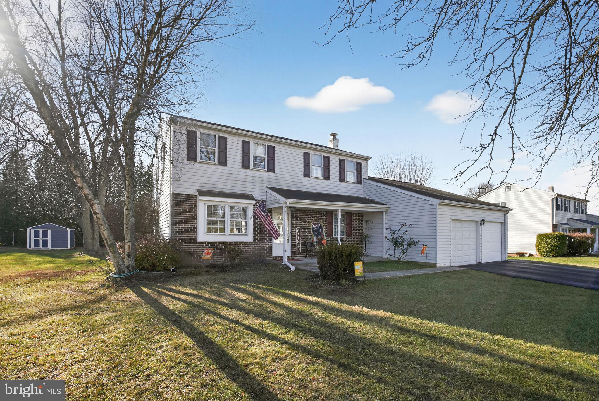 2306 CAROL LANE