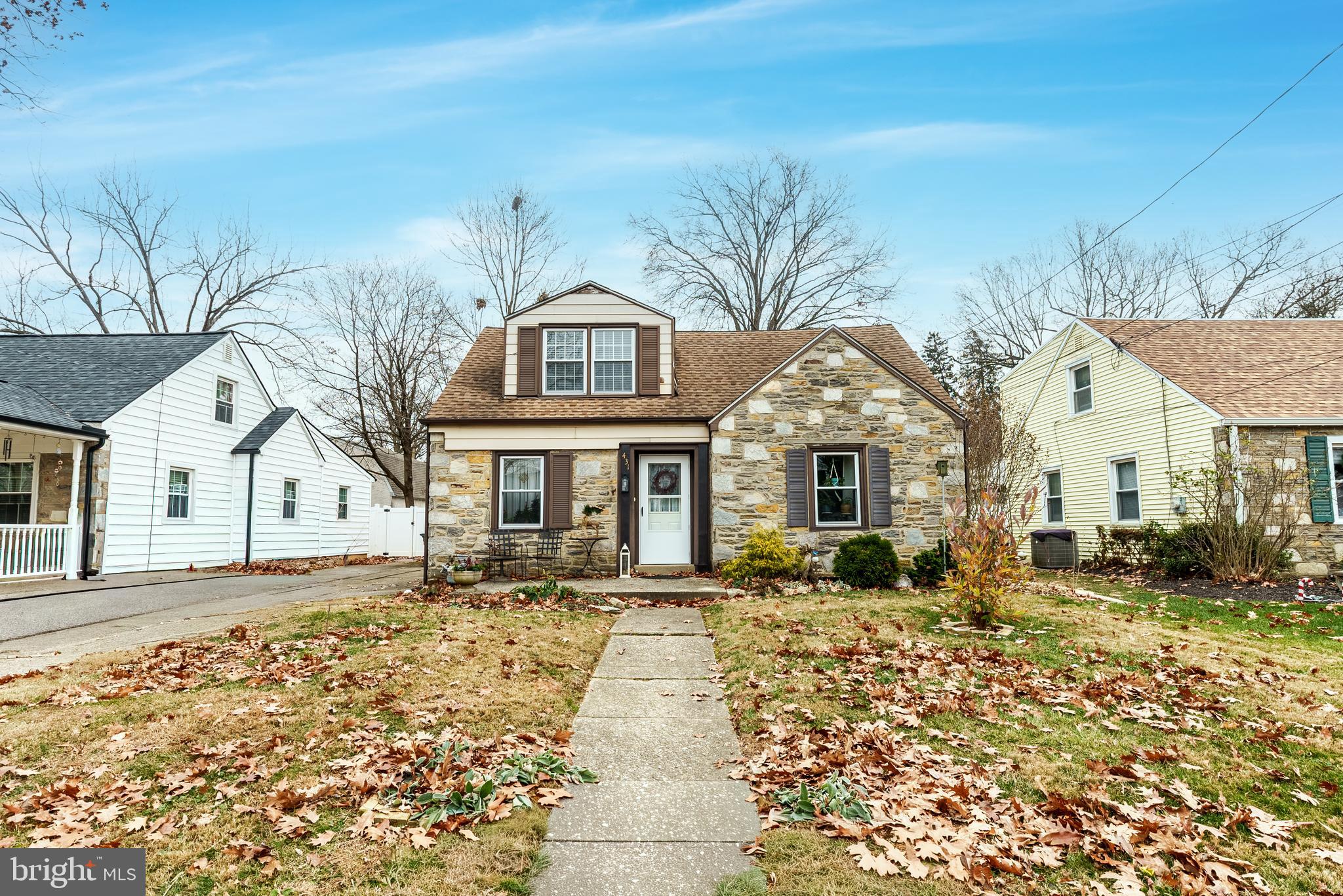 431 CENTRAL AVENUE 2ND FLOOR