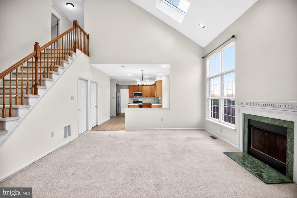 2002 ARCHER COURT