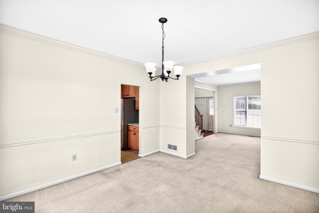 2002 ARCHER COURT