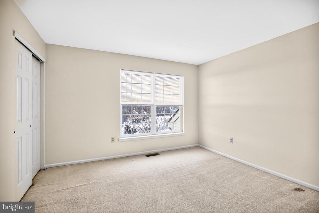 2002 ARCHER COURT