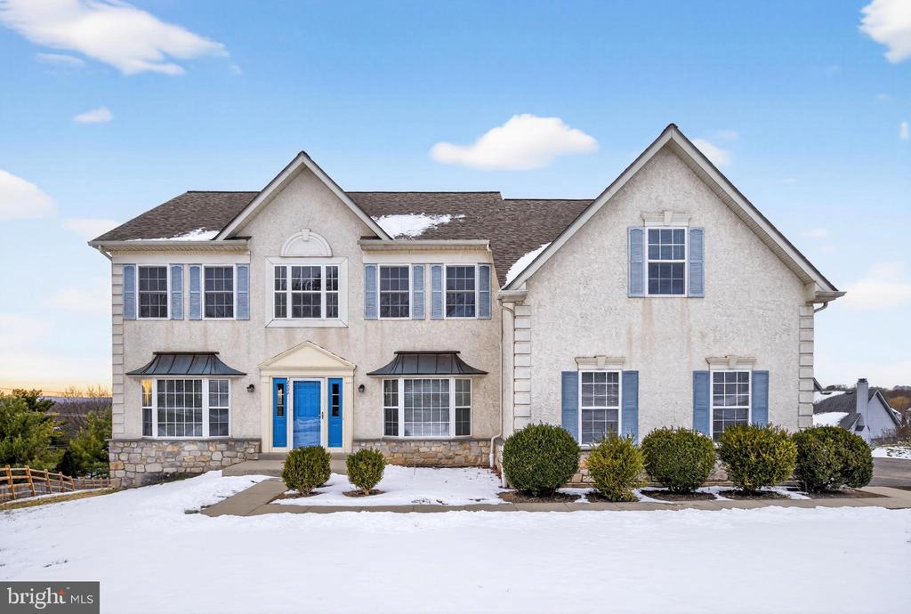2002 ARCHER COURT