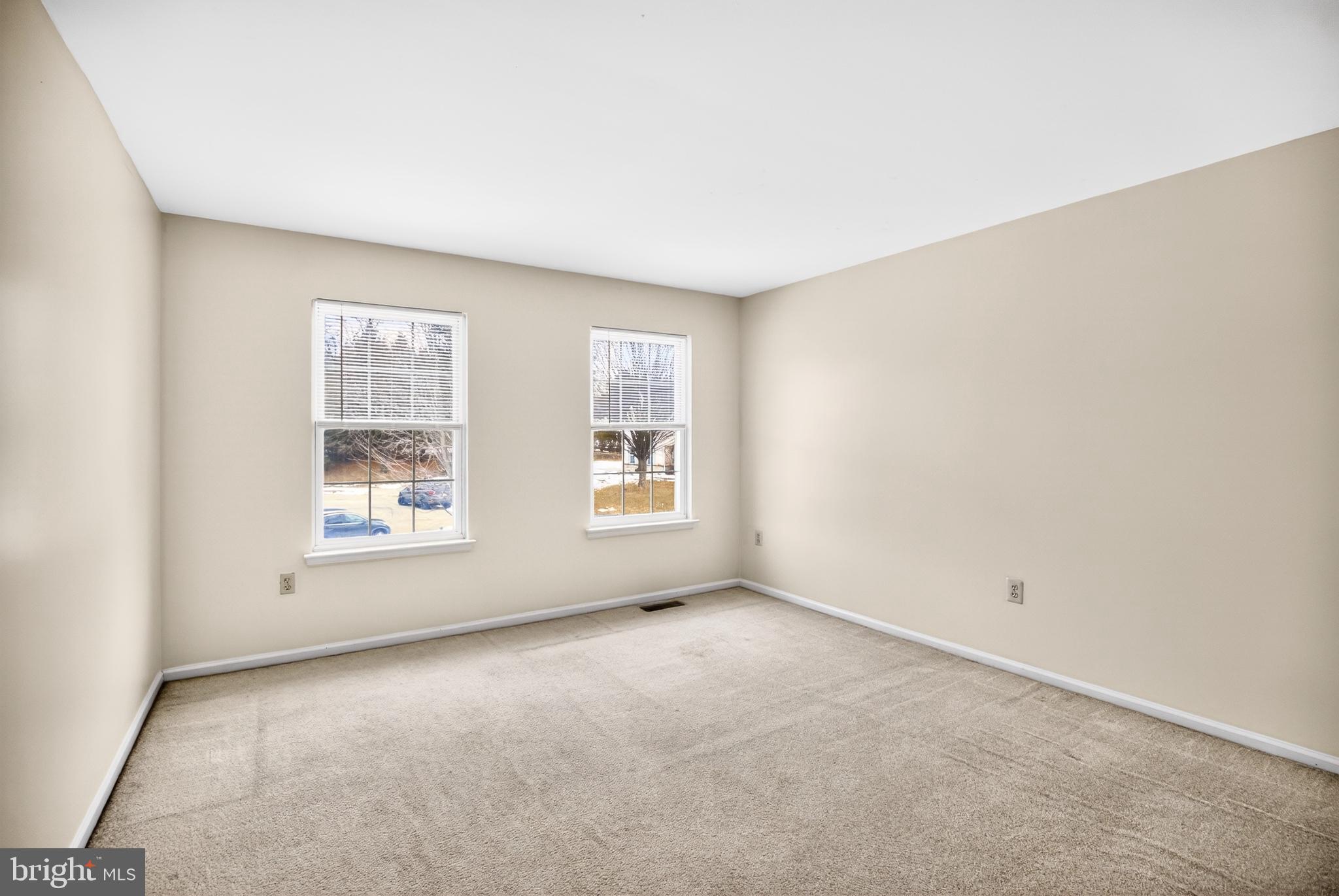 2002 ARCHER COURT