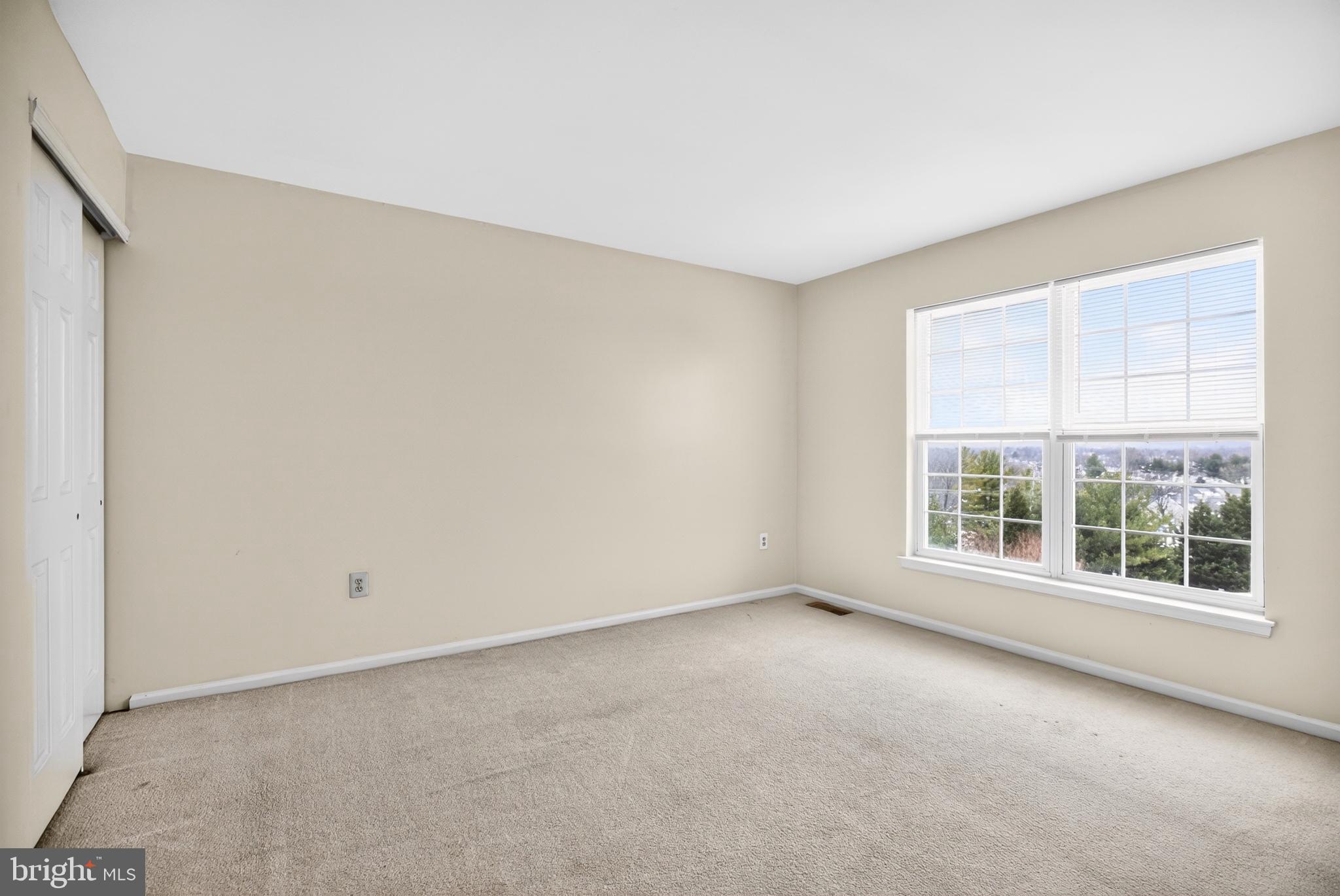 2002 ARCHER COURT