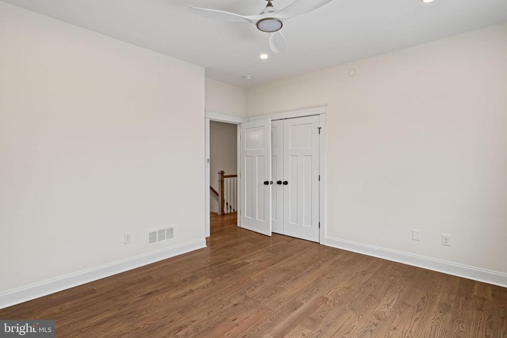 305 GLENWAY ROAD