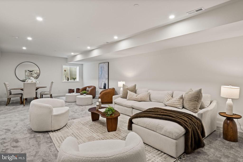 305 GLENWAY ROAD