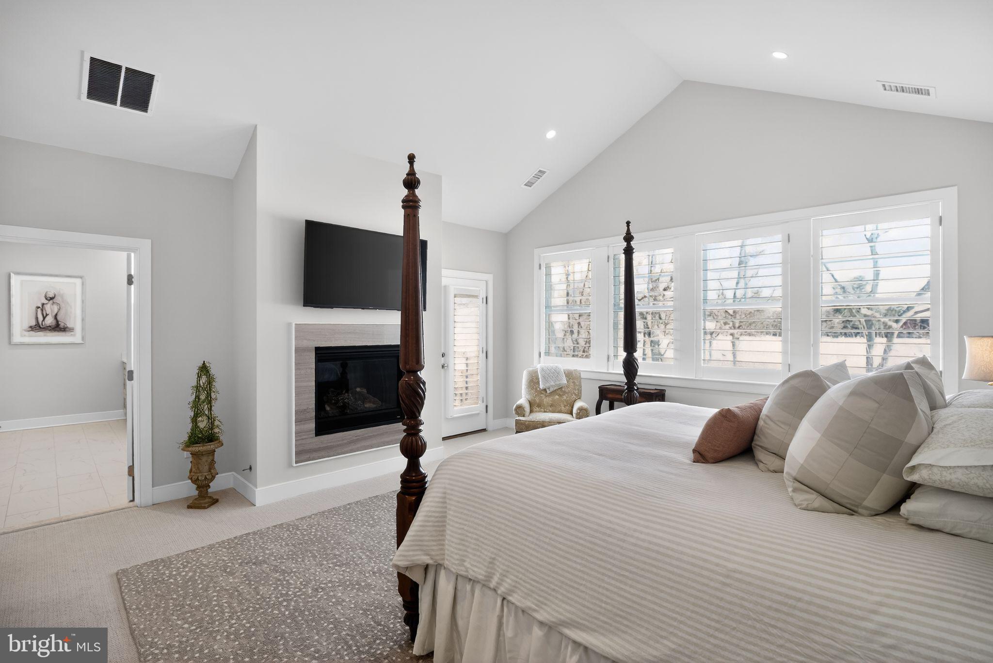 6180 ARGOS DRIVE