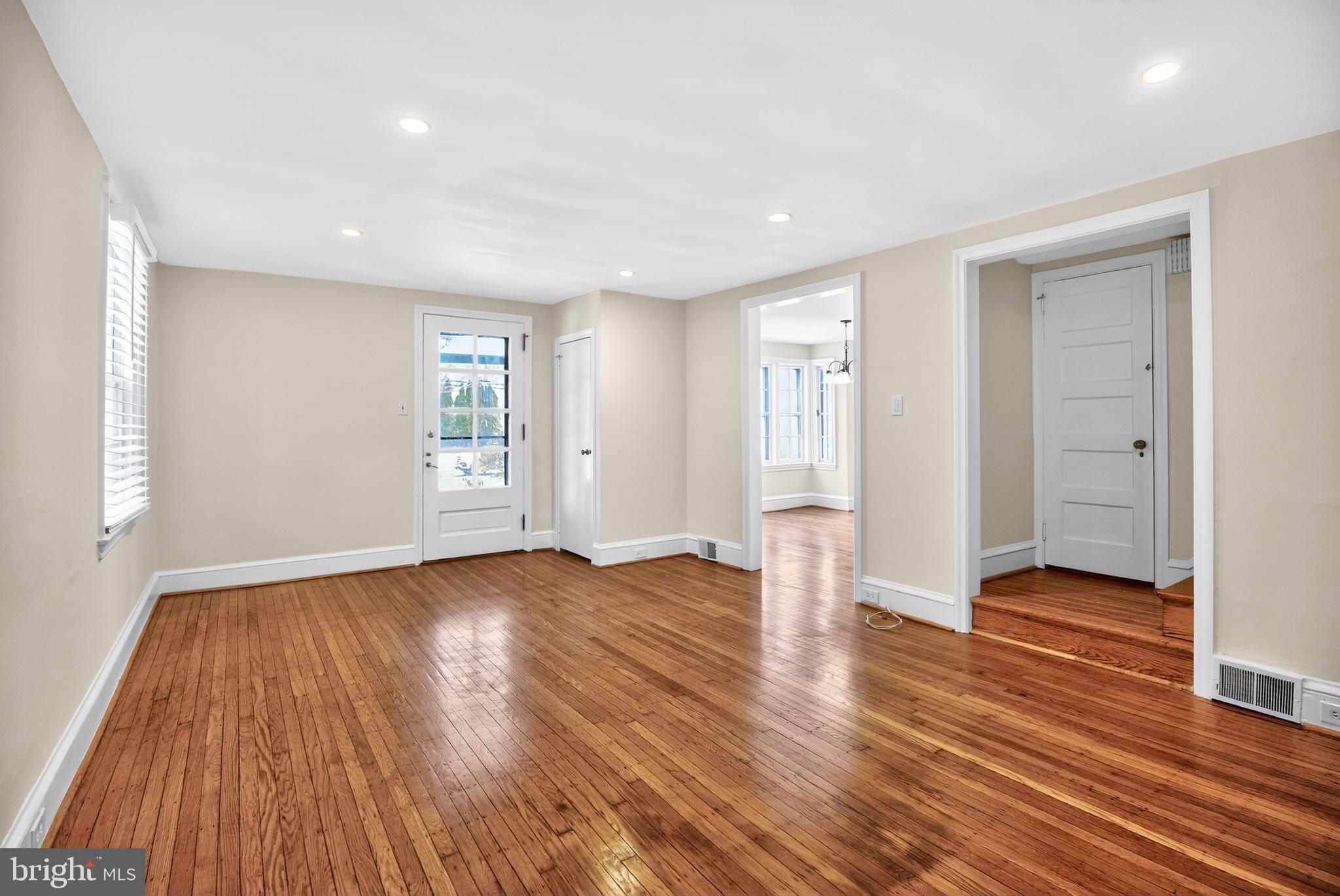 1183 JERICHO ROAD