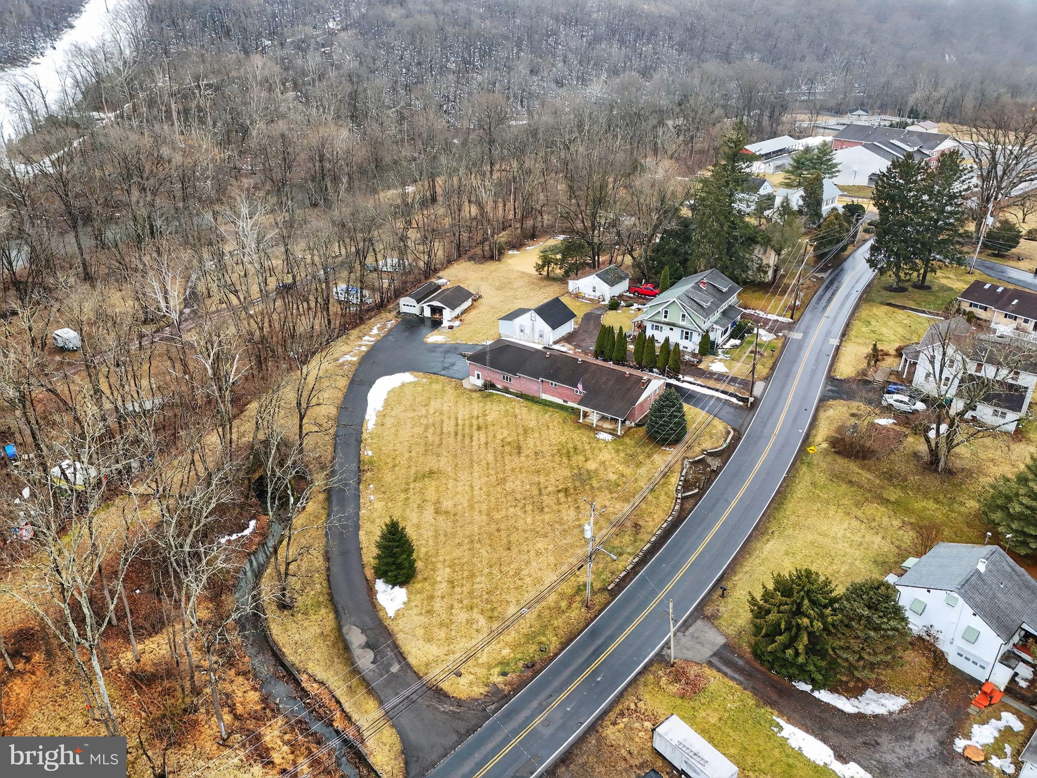 211 SPRING MOUNT ROAD