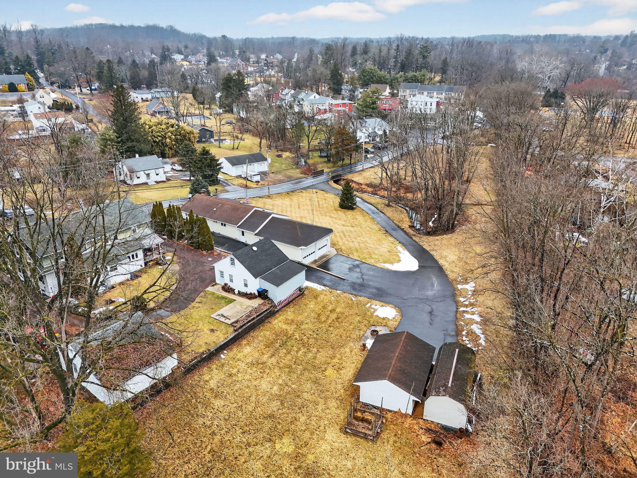 211 SPRING MOUNT ROAD