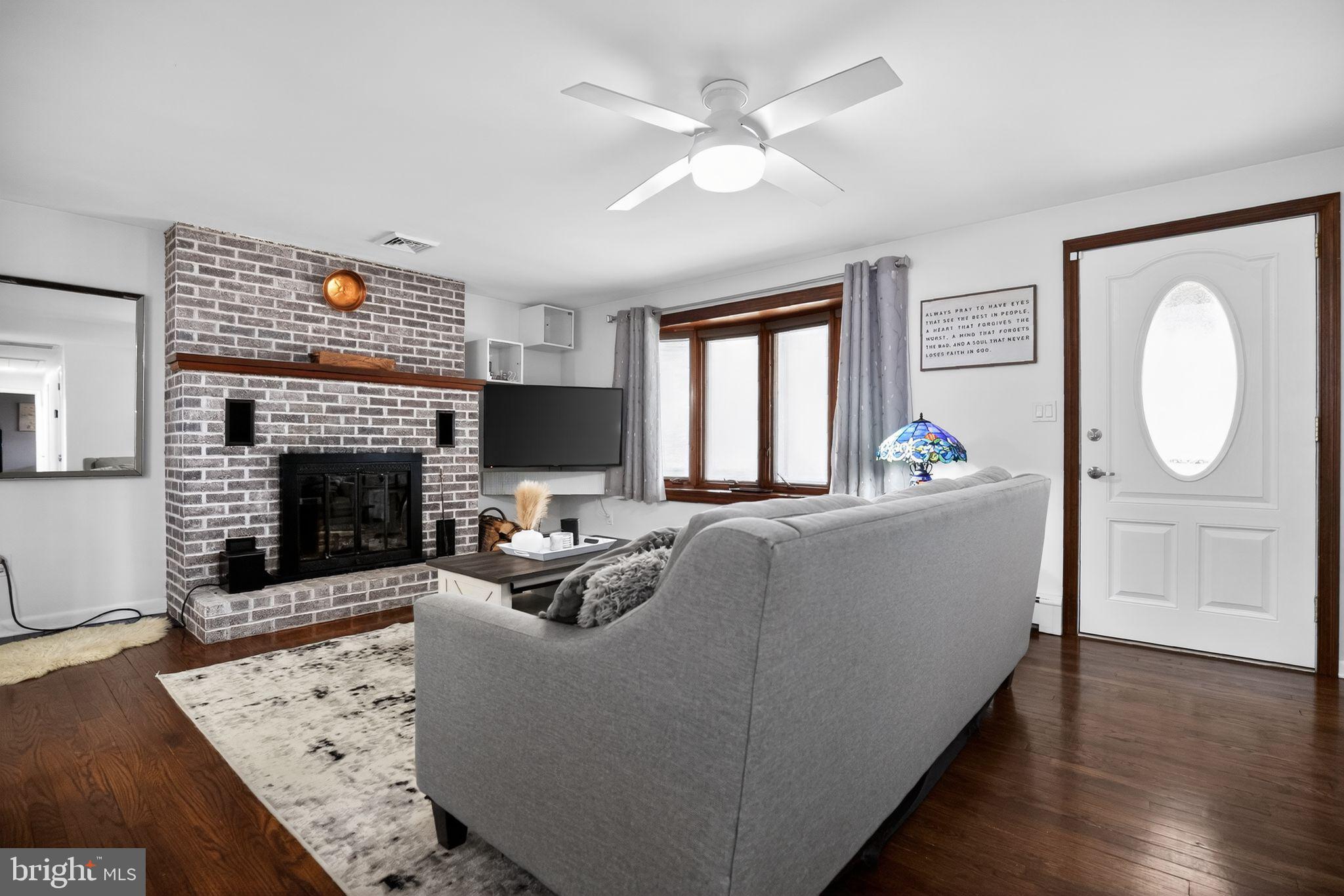 211 SPRING MOUNT ROAD