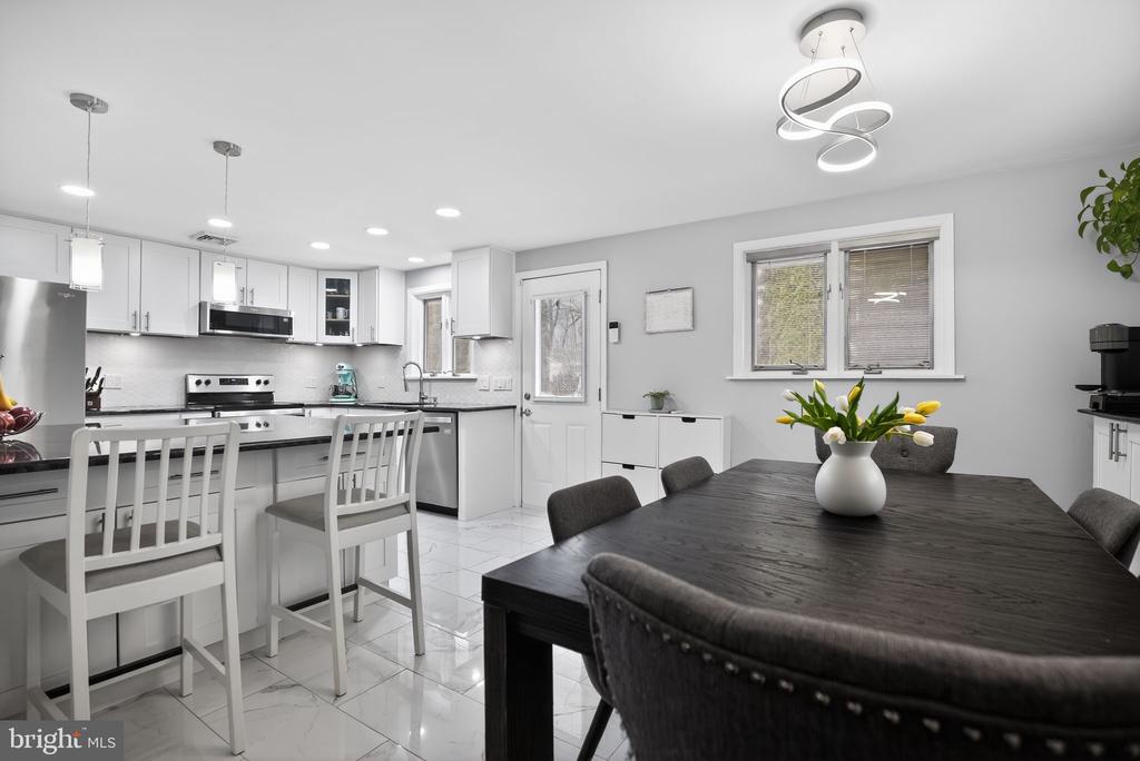 211 SPRING MOUNT ROAD