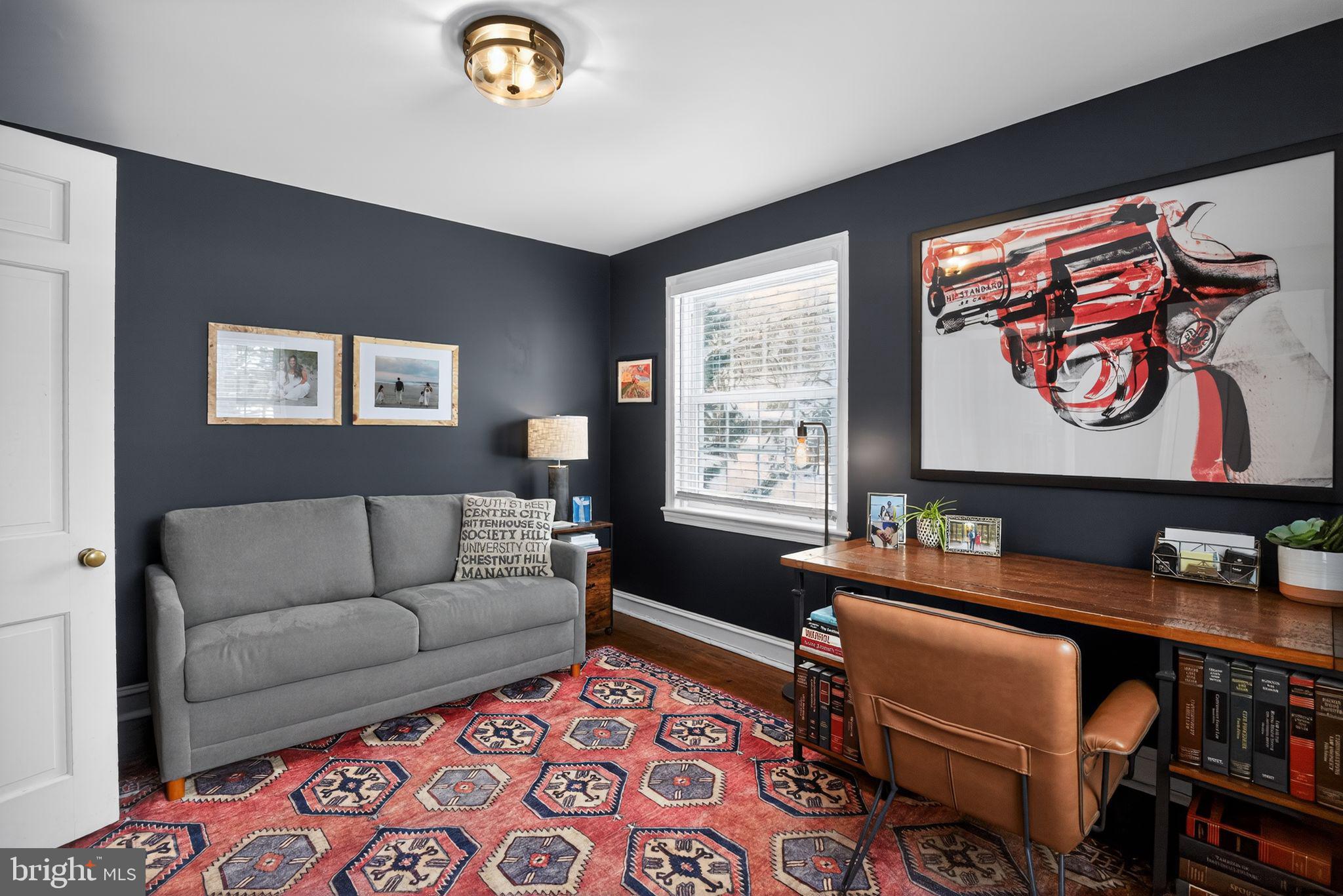 323 W WAVERLY ROAD
