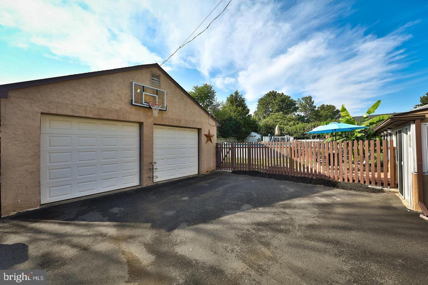 1017 GARFIELD AVENUE