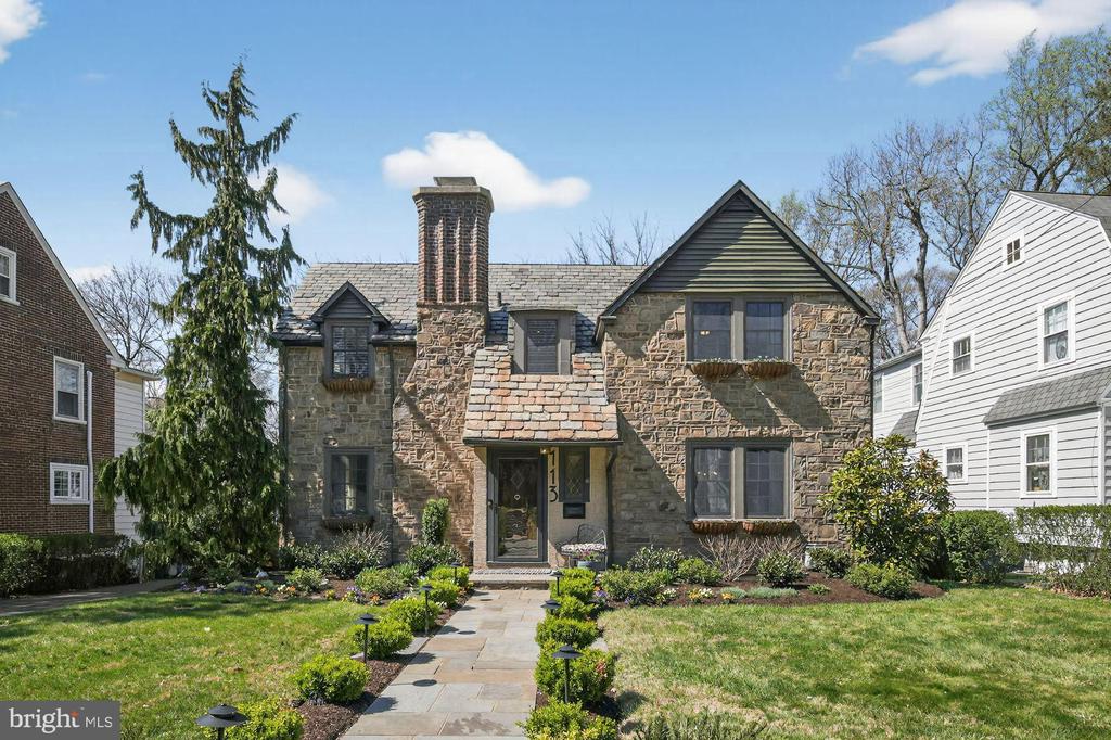 113 WAVERLY ROAD