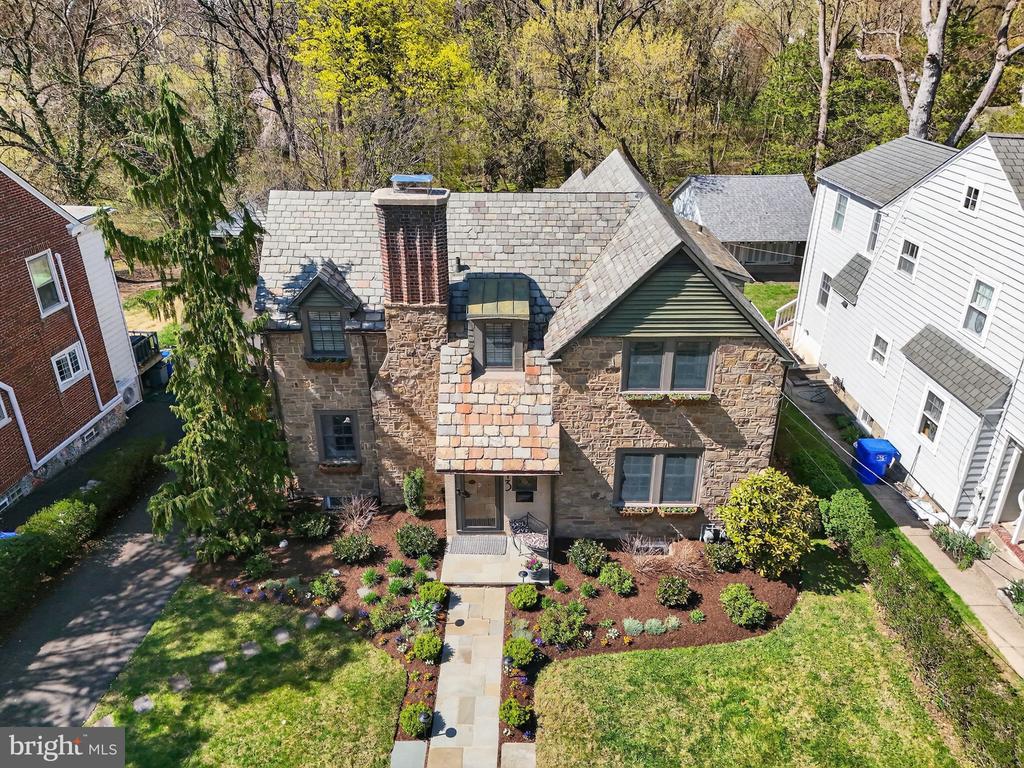 113 WAVERLY ROAD