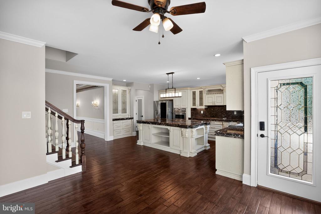 1368 WORTHINGTON COURT