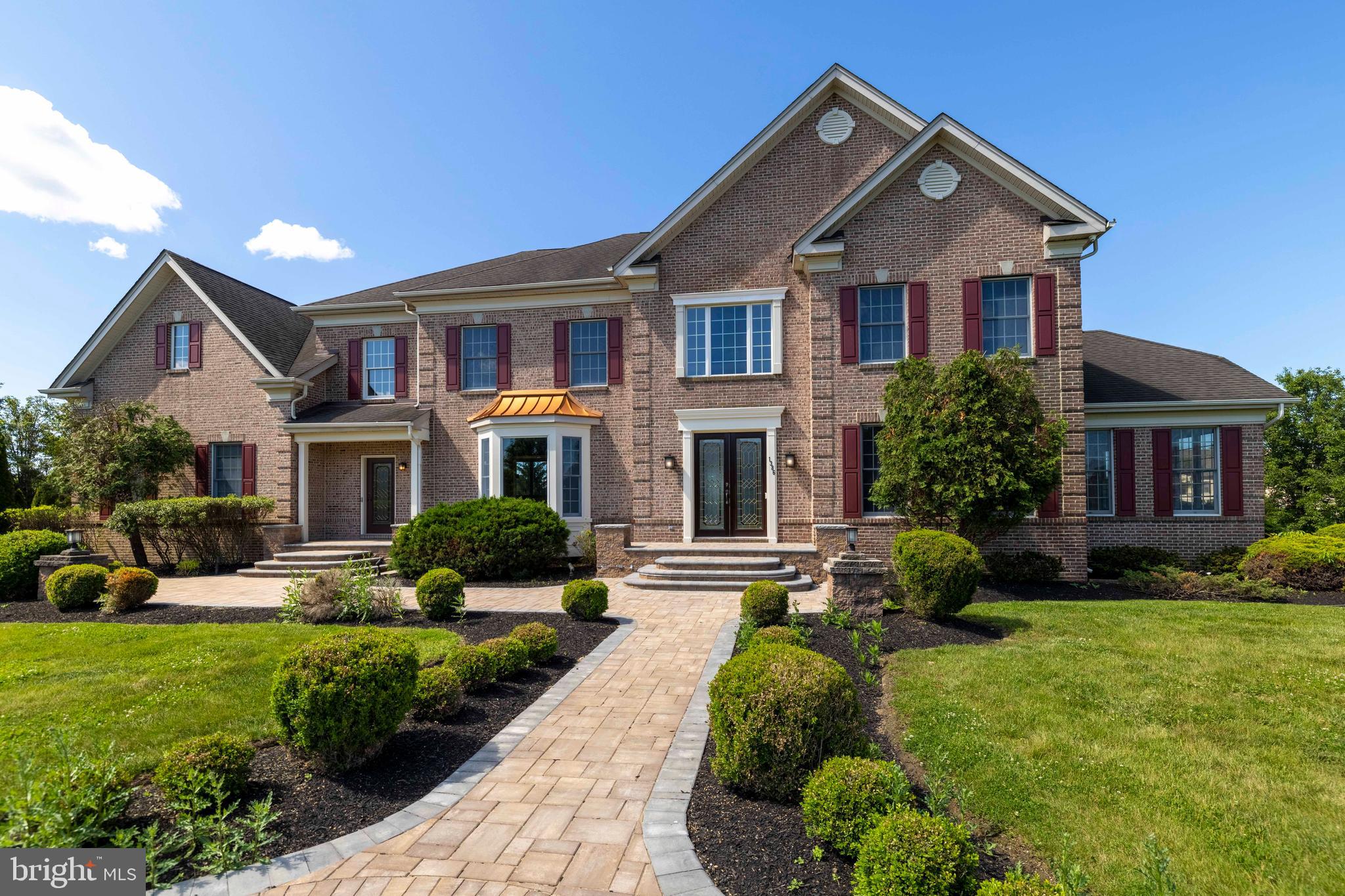 1368 WORTHINGTON COURT
