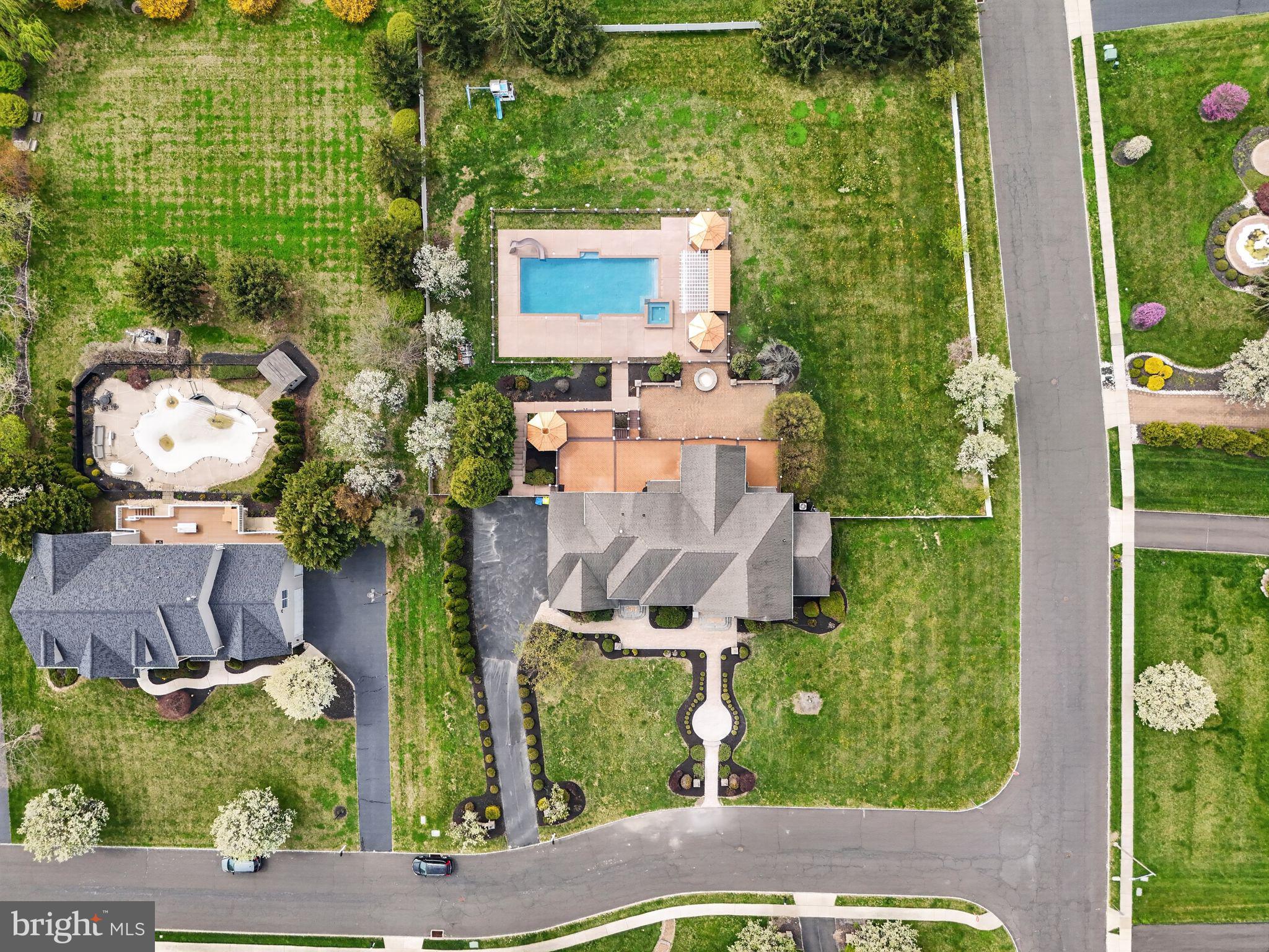 1368 WORTHINGTON COURT
