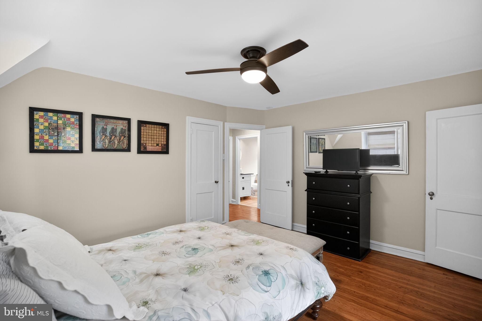 221 N BENT ROAD