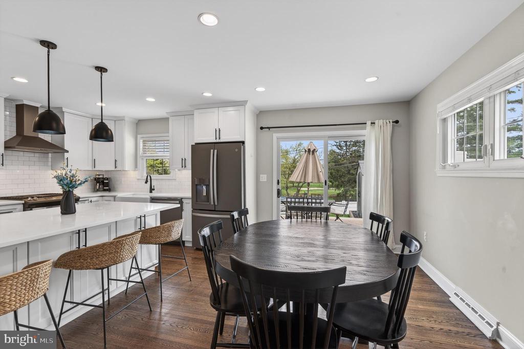 21 RED OAK ROAD