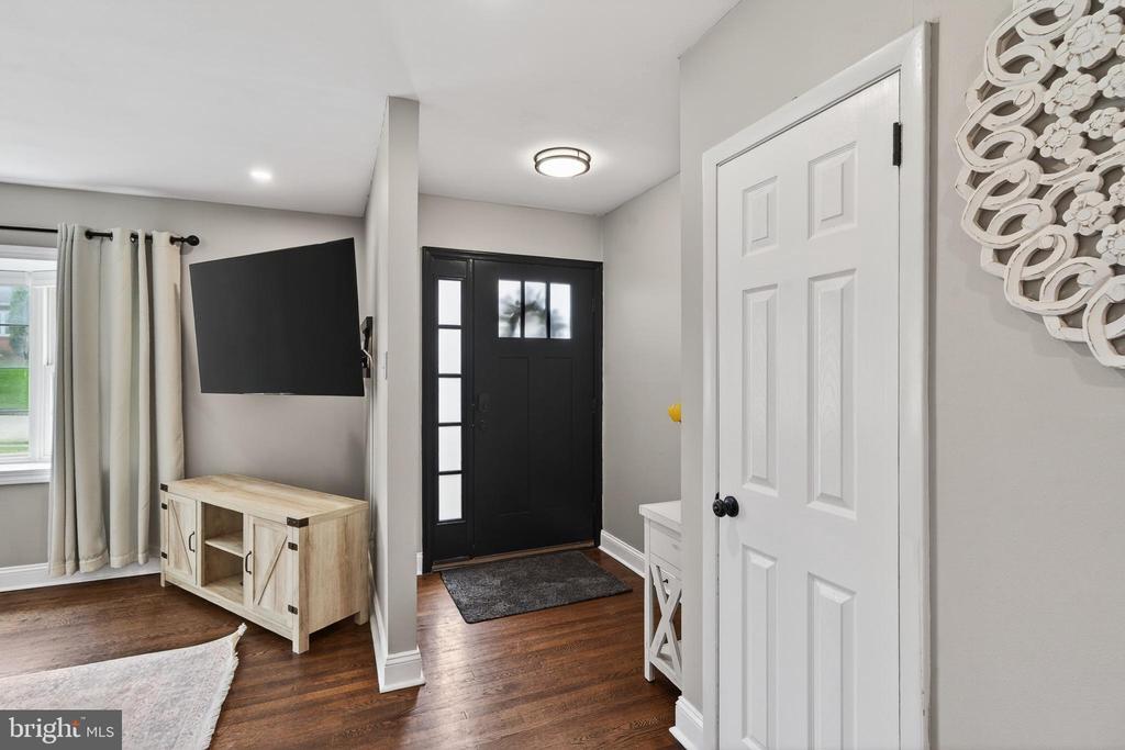 21 RED OAK ROAD