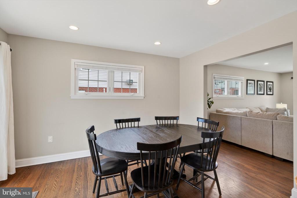 21 RED OAK ROAD