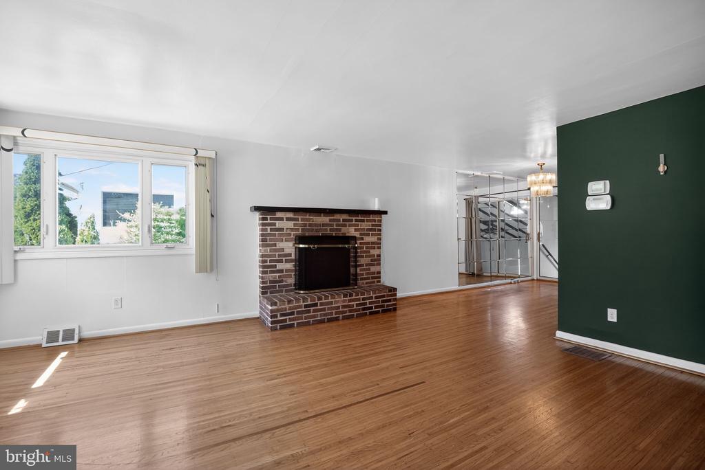 311 LIMEKILN PIKE