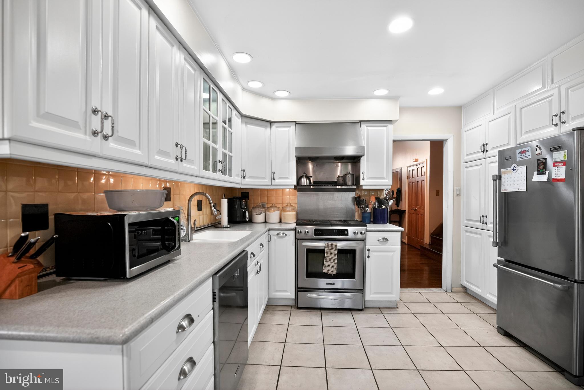1005 QUILL LANE