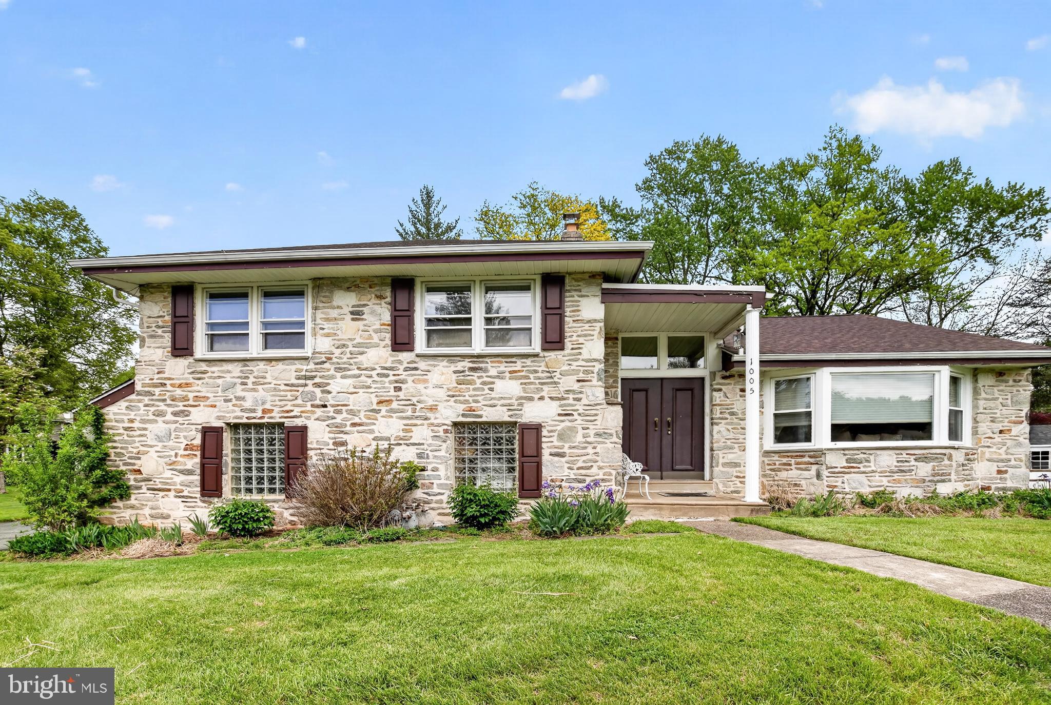 1005 QUILL LANE
