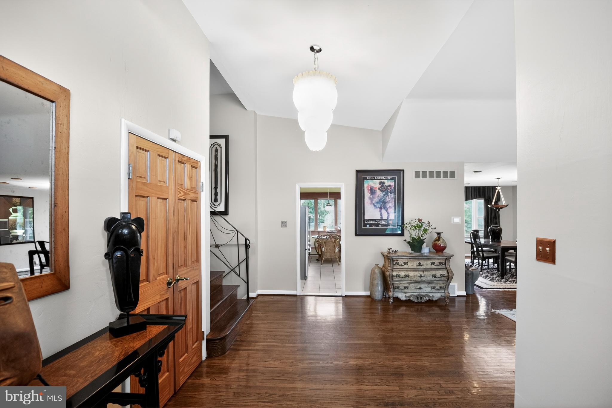 1005 QUILL LANE