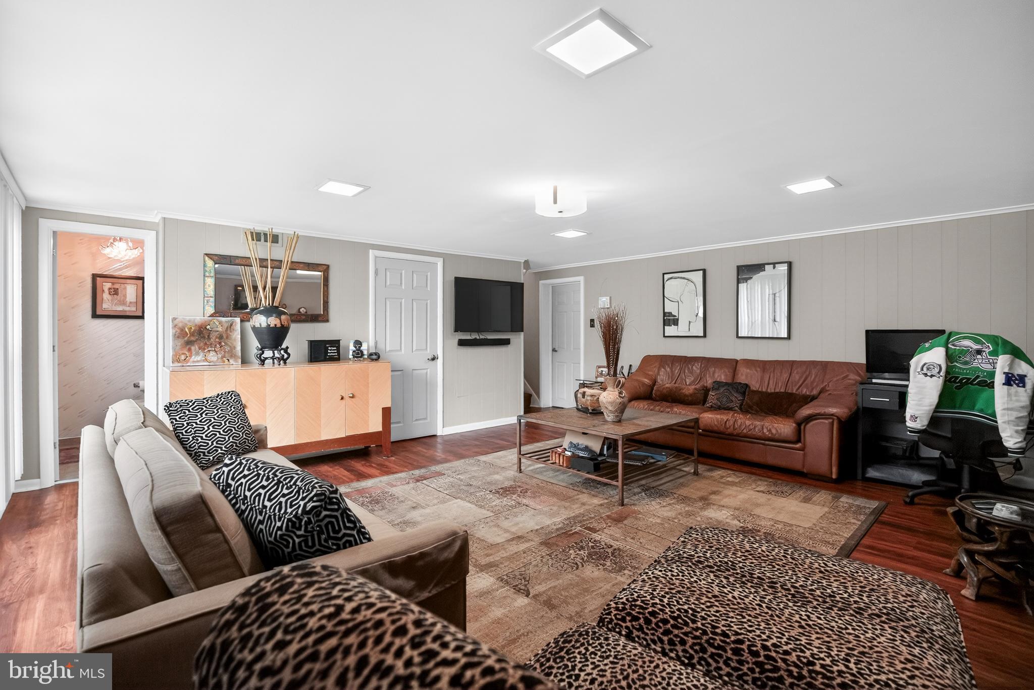 1005 QUILL LANE