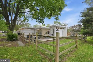 8309 MACARTHUR ROAD