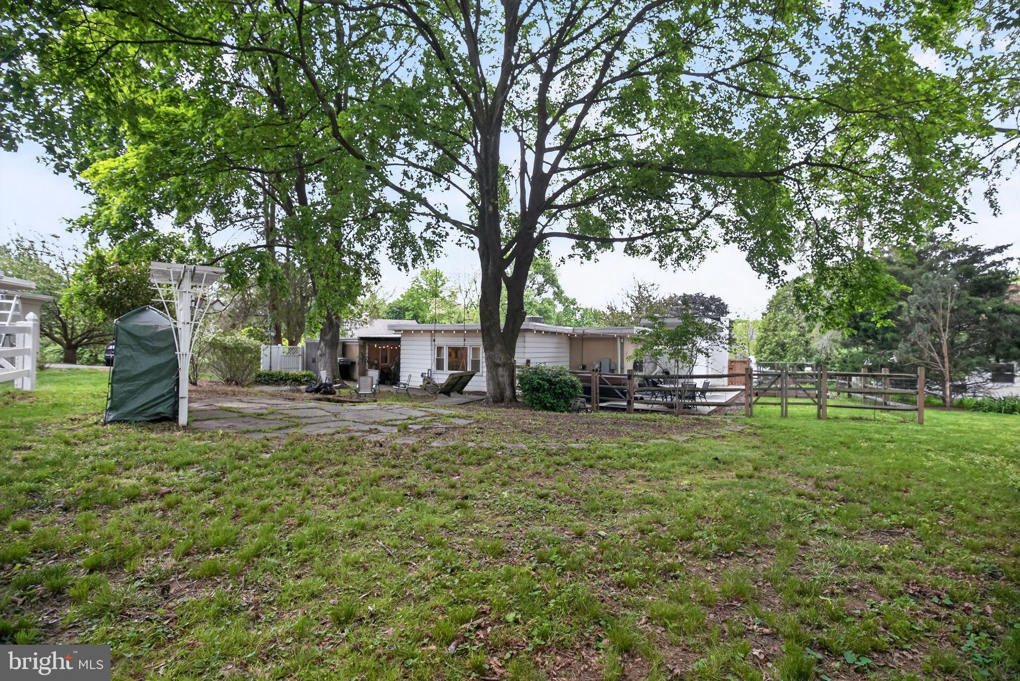 8309 MACARTHUR ROAD