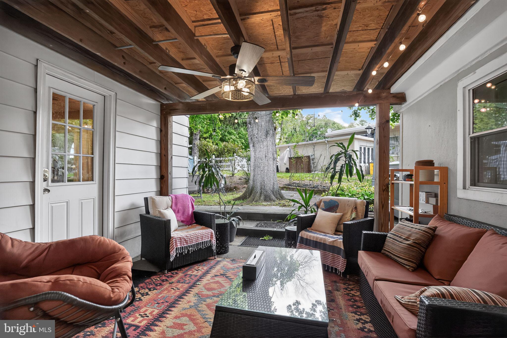 8309 MACARTHUR ROAD