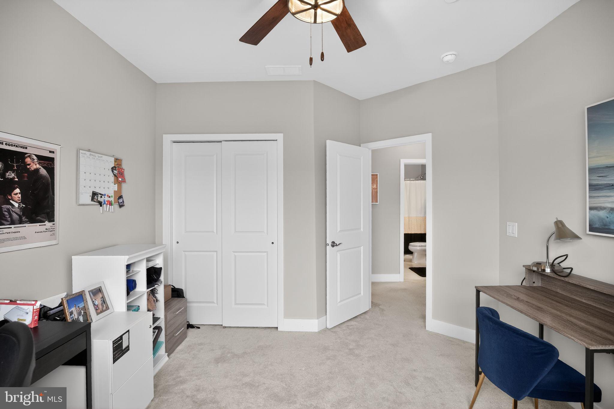 305 LAKEVIEW COURT BLDG 300