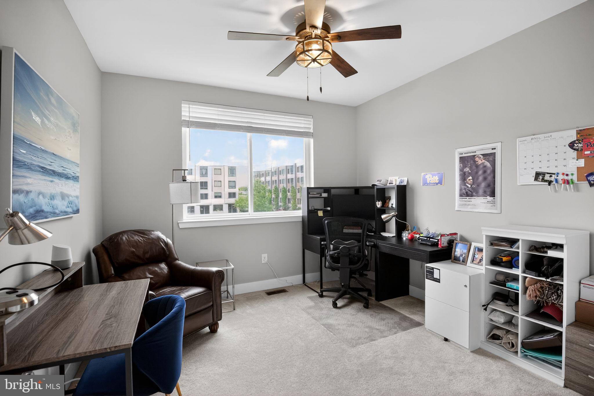 305 LAKEVIEW COURT BLDG 300