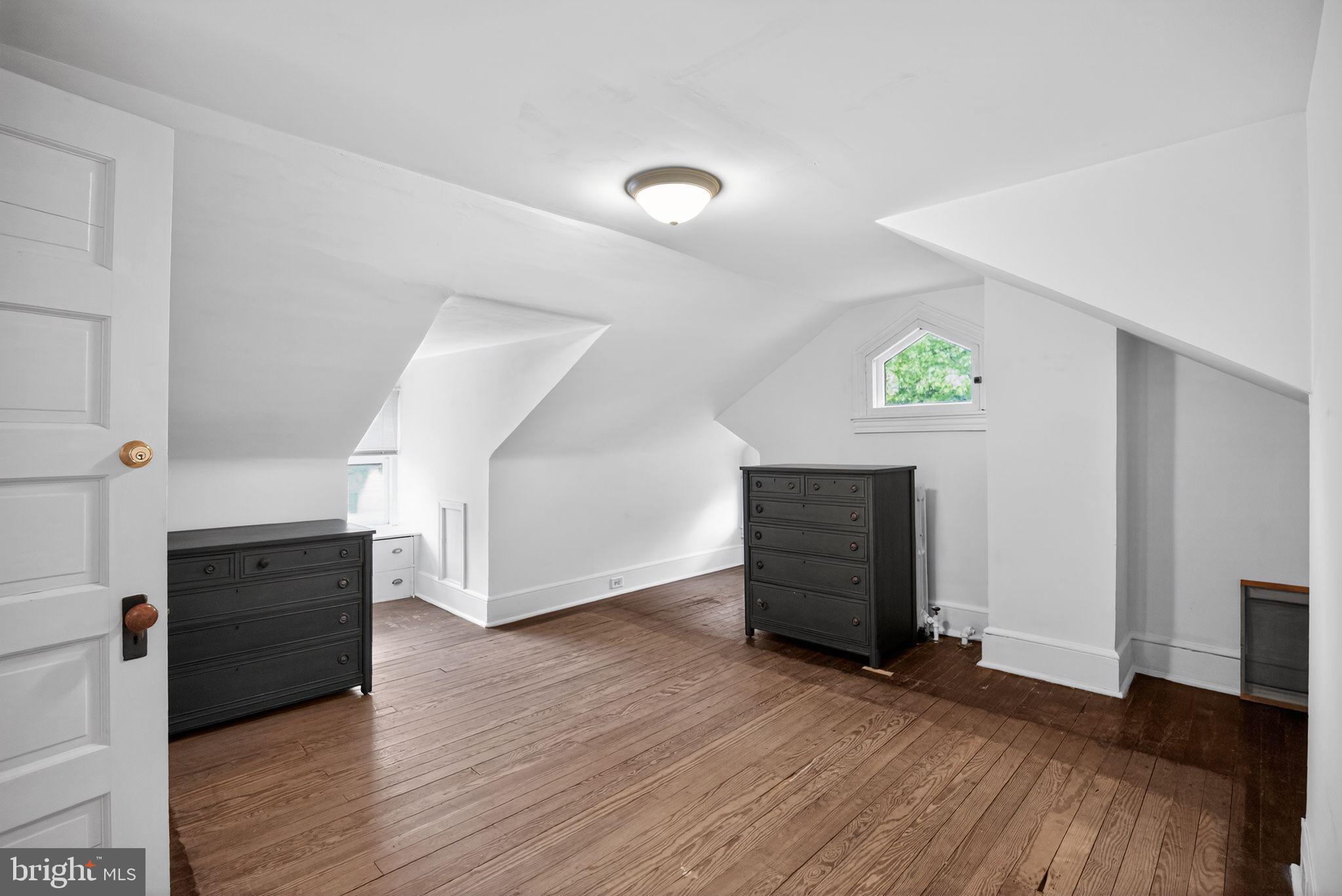 121 WELDY AVENUE