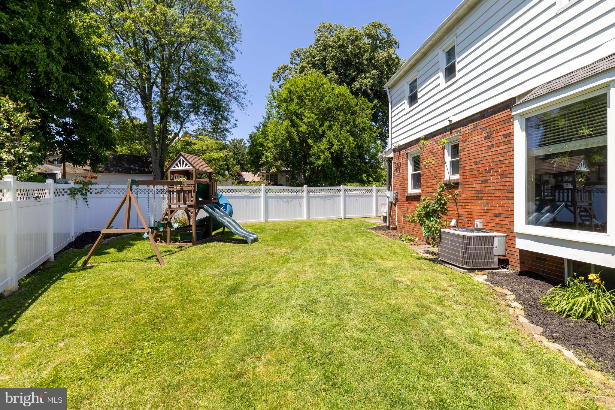 116 ROBERTS AVENUE