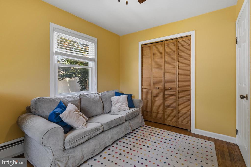116 ROBERTS AVENUE