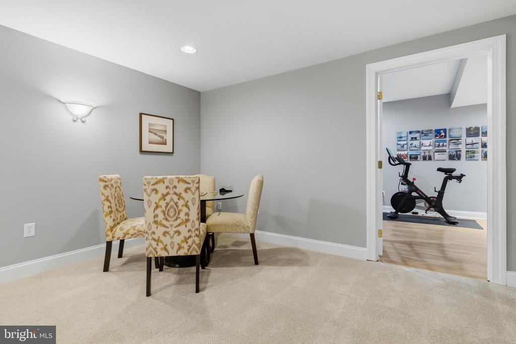 1365 LANDIS DRIVE